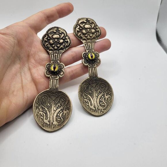 One of Kind - Set of 2 Fairycore Ceremonial Dragon Spoons - Reworked Vintage - Picture 4 of 4